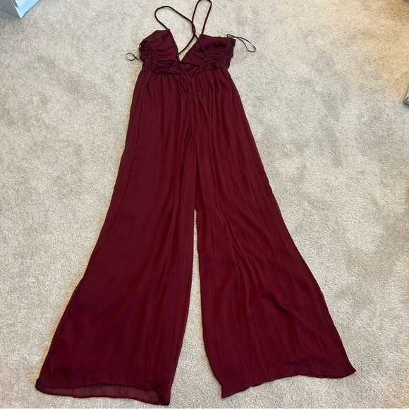 Zara burgundy V-neck crisscross spaghetti strap wide leg jumpsuit Sz S NWT - Picture 9 of 16